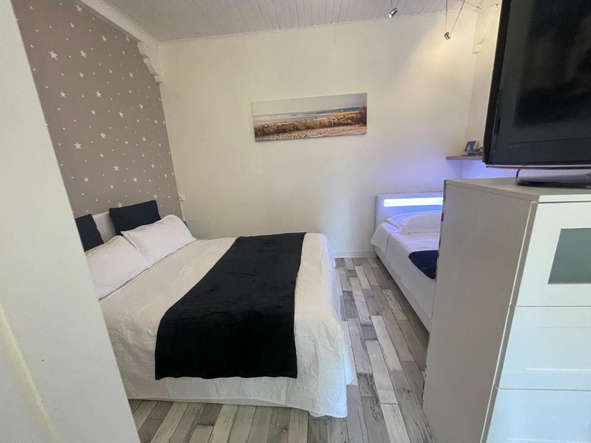 Le Chai De L'Ocean - Studio Avec Jardin Et Terrasse - Plage 300 M Soulac-sur-Mer Exterior foto